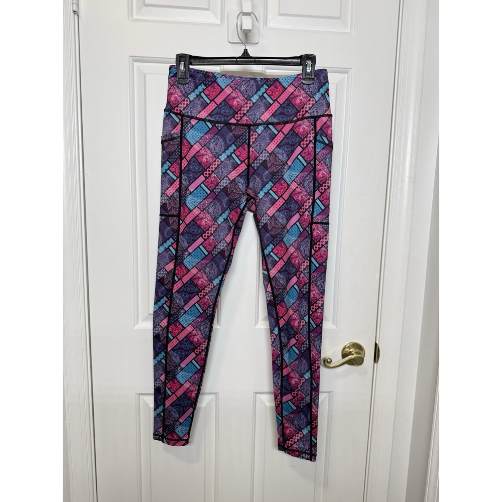 constantly varied gear (CVG) purple paisley capri leggings Medium‎